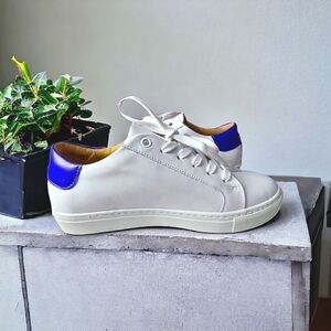 Born Originals Unisex White Leather Sneakers 8.5 Women's / 7 Men's BNIB